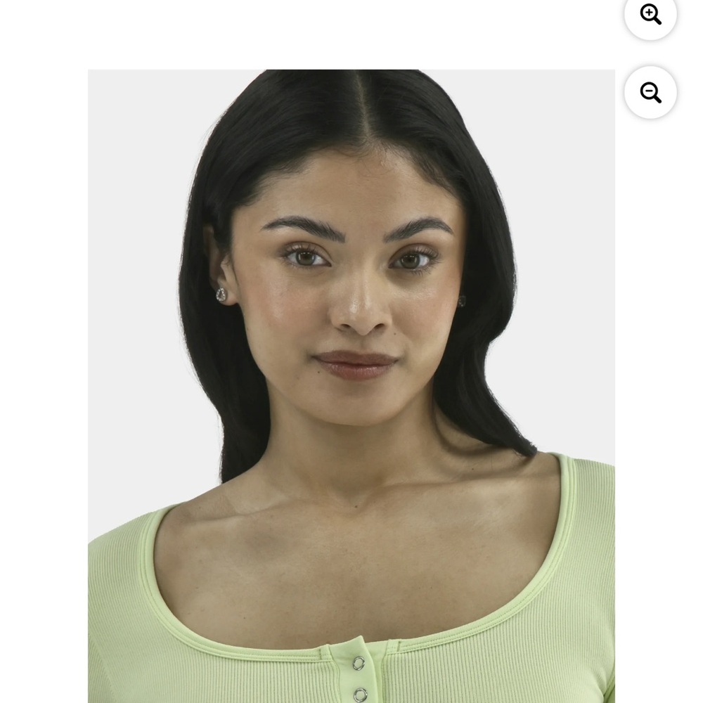 No Boundaries Light Green Ribbed Crop Top XS (0-2) - Picture 4 of 6